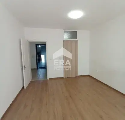 Photo 3 — Two-room apartment with south aspect in Lyulin 3, Sofia
