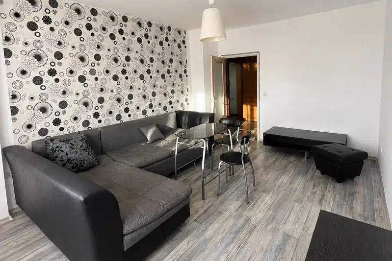 Three-room apartment in Lyulin 3 with terrace and functional layout