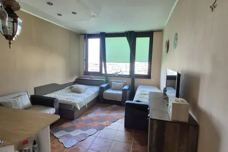 Studio apartment in Lyulin 4 with southeast aspect
