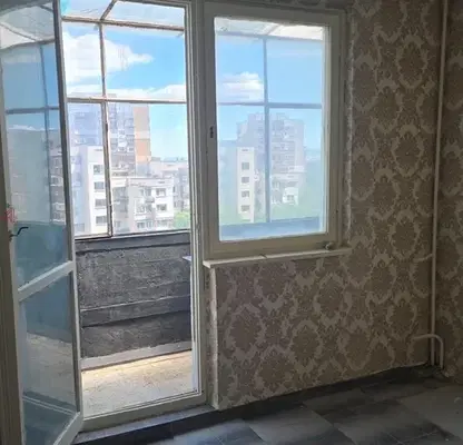 Снимка 5 — Гарсониера в Люлин 5 с балкон и източно изложение