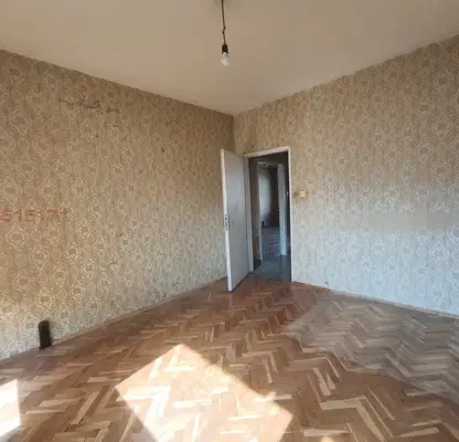 Photo 2 — Three-room apartment with two terraces in Lyulin 7, Sofia