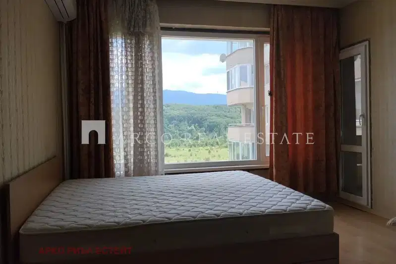 Three-room apartment with Vitosha view in Lyulin 7, Sofia