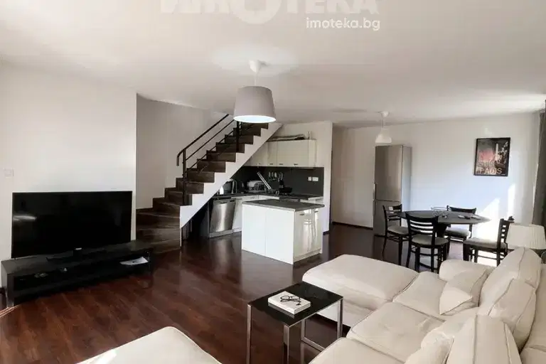 4-bedroom apartment in Sofia, Kambanite