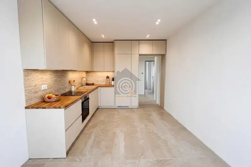 Two-room apartment in Malinova dolina with terrace and parking space