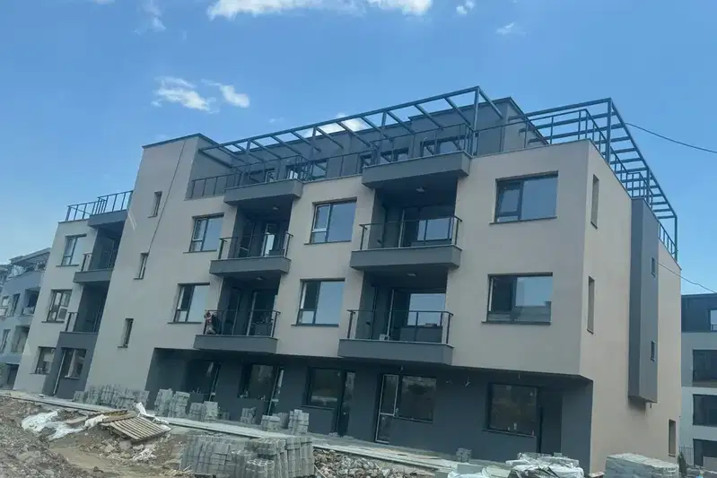 Двустаен апартамент с тераса в Малинова долина, София