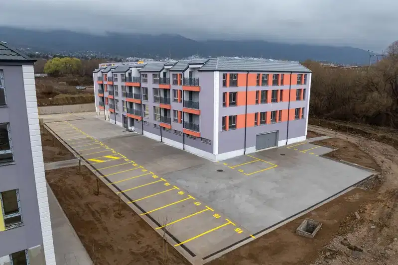 Two-room apartment in Malinova dolina with terrace and parking space