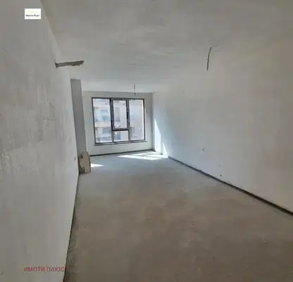 Photo 5 — Three-room apartment in Malinova dolina with underground garage