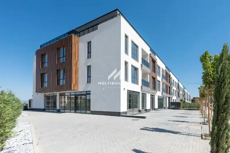 Three-room apartment in Malinova dolina with parking space