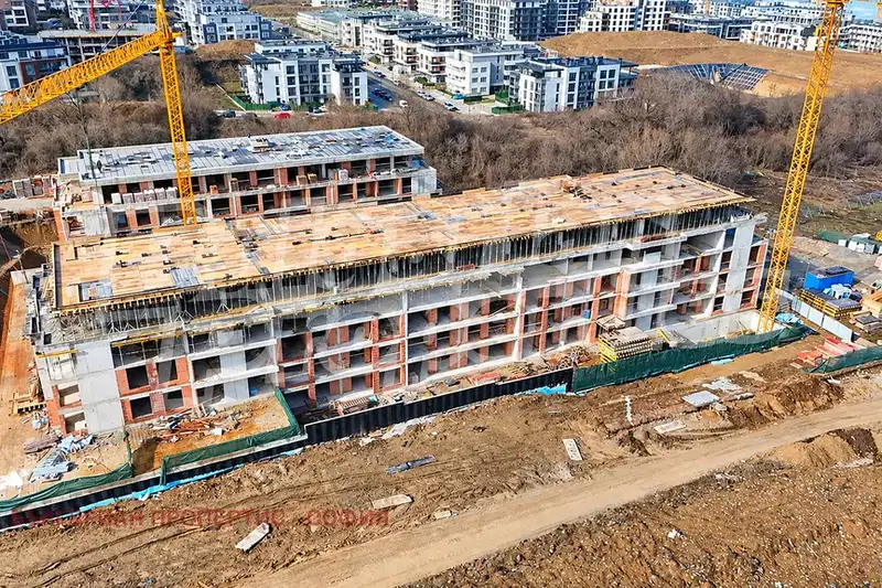 Four-room apartment in Malinova Dolina with elevator