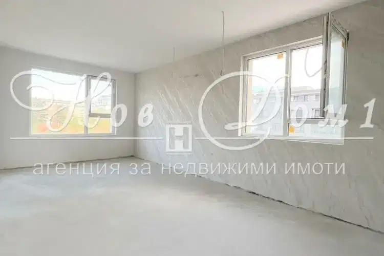 Четиристаен апартамент в Малинова долина с две тераси