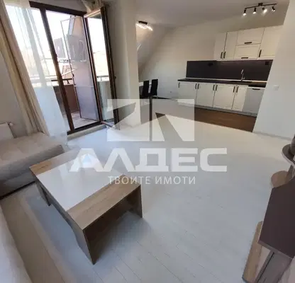 Photo 3 — Three-room apartment with balcony in Malinova dolina, Sofia