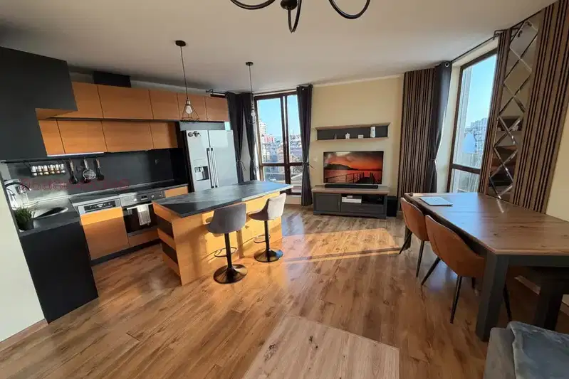 Spacious 2-room apartment in Manastirski Livadi with panoramic terrace