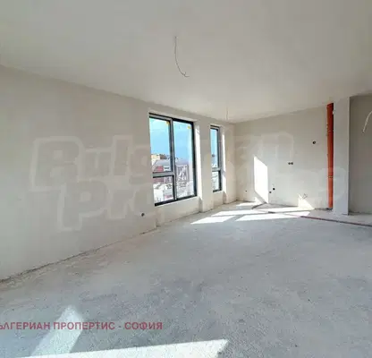 Photo 5 — Three-room apartment in Manastirski Livadi with parking