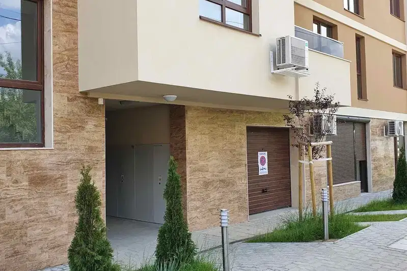 Тристаен апартамент с две тераси в Манастирски ливади, София