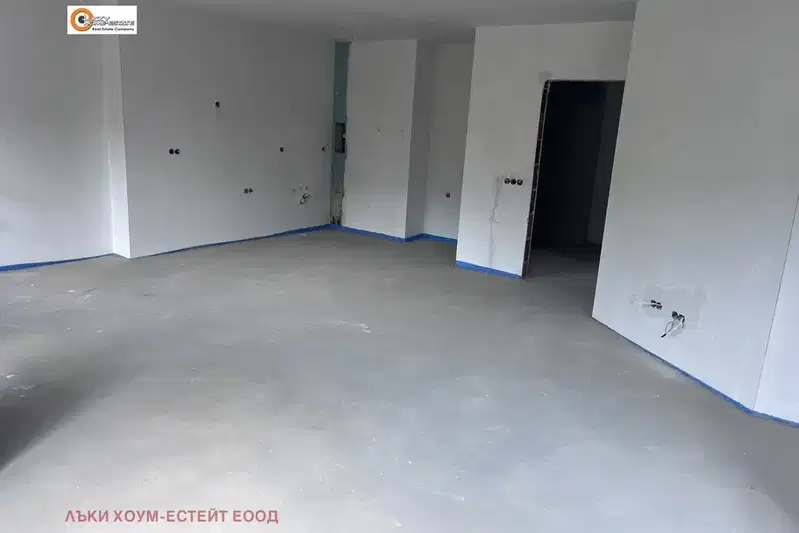 Four-room apartment in Manastirski Livadi with underfloor heating