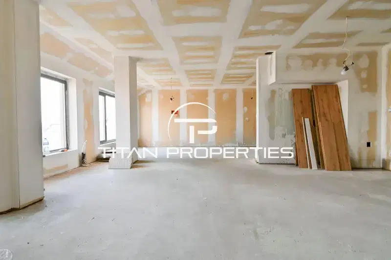 Maisonette with 4 rooms in Manastirski Livadi with large terrace