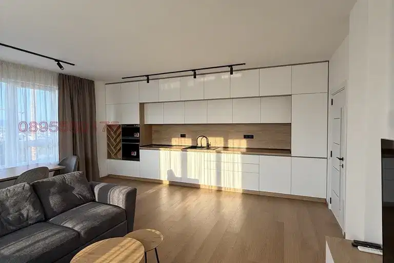 Two-room apartment in Manastirski Livadi with parking space