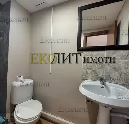 Снимка 4 — 2-стаен апартамент в Манастирски ливади с двор и контролиран достъп