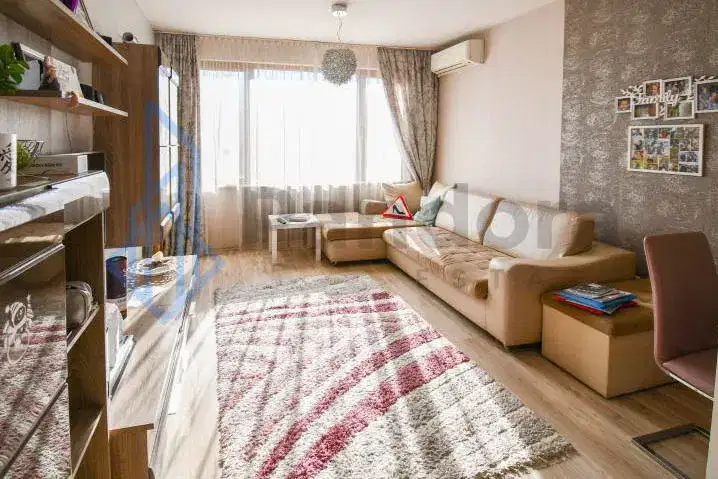 Two-room apartment with parking space in Manastirski Livadi, Sofia