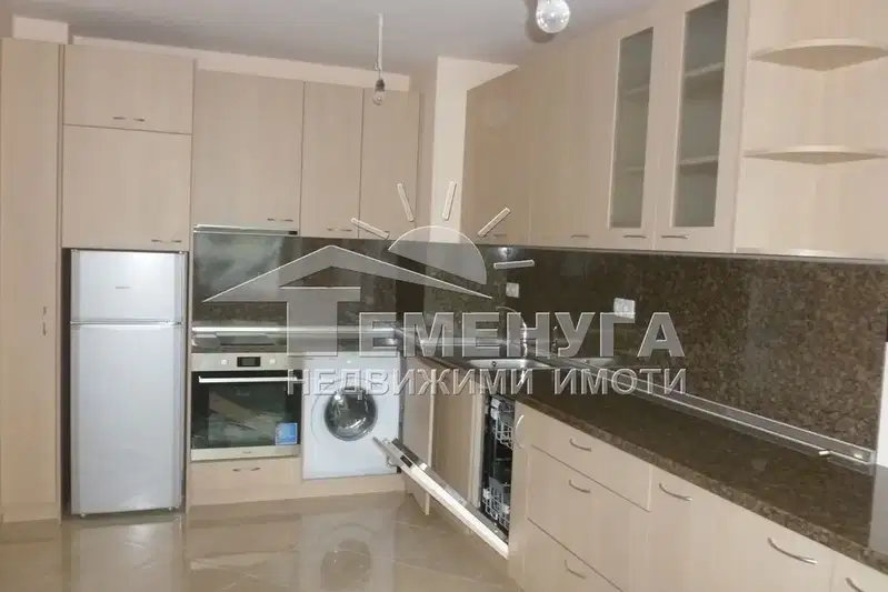 2-стаен апартамент в Манастирски ливади с паркомясто