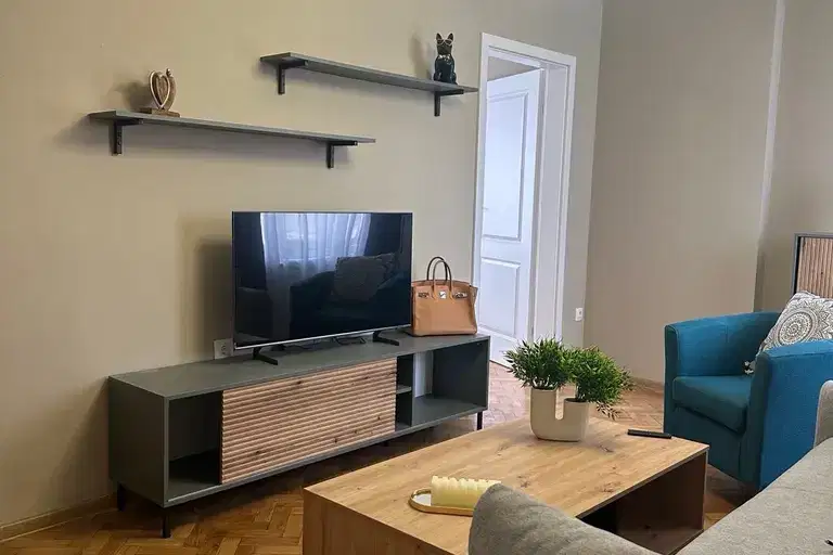3-bedroom apartment in Sofia, Medicinska Akademiya