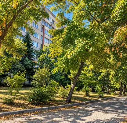 Снимка 3 — Тристаен апартамент с две тераси в Младост 1, София