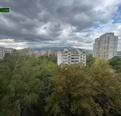 Снимка 5 — Тристаен апартамент с две тераси в Младост 1, София