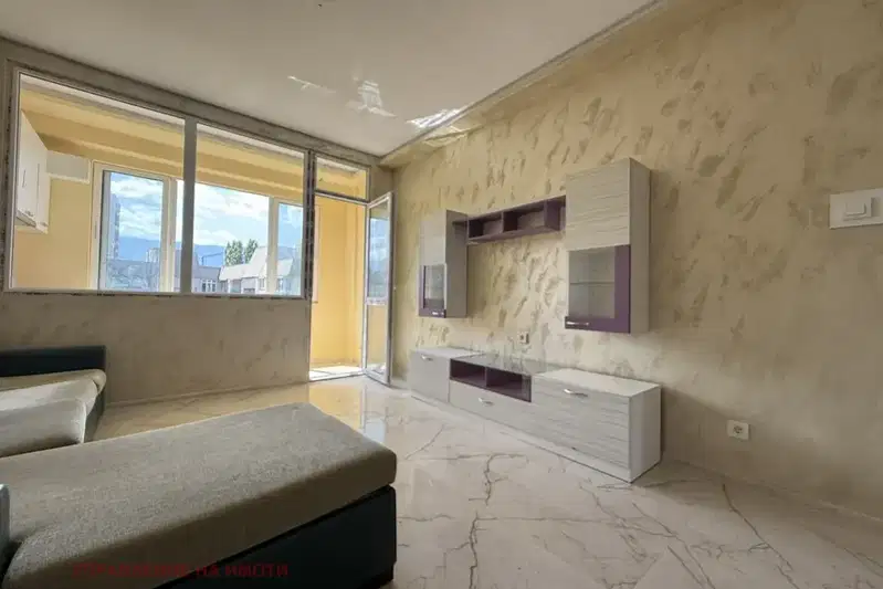 3-bedroom apartment in Sofia, Mladost 1