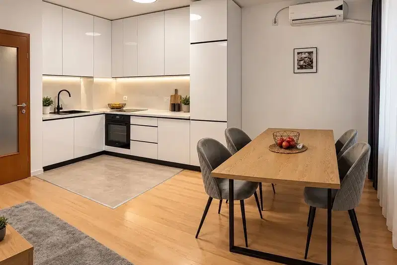 Spacious 3-room apartment in Mladost 1 with parking