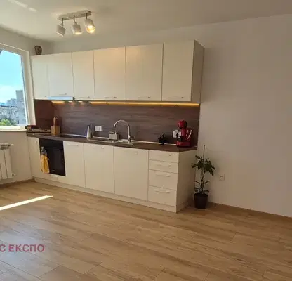 Photo 3 — Four-room apartment in Mladost 2 with terrace and elevator