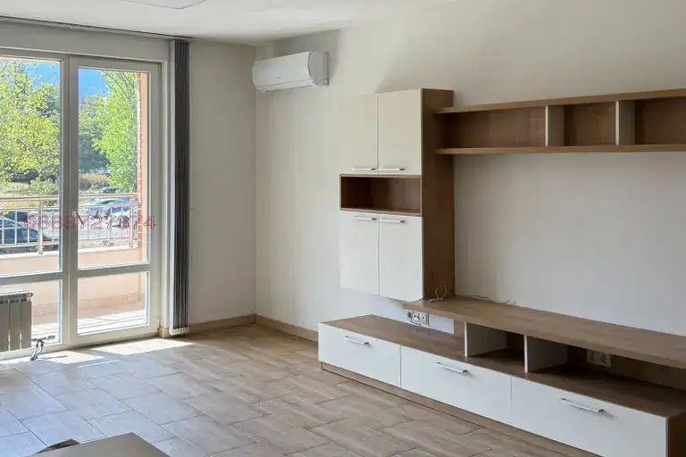 Spacious 3-room apartment in Mladost 2 with park view
