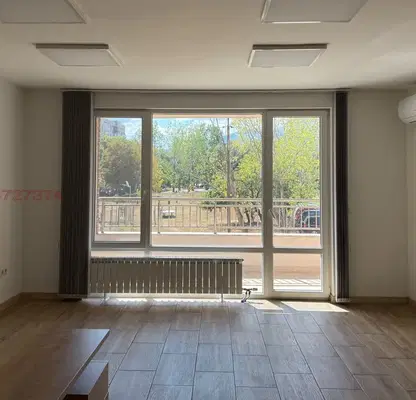 Photo 5 — Spacious 3-room apartment in Mladost 2 with park view