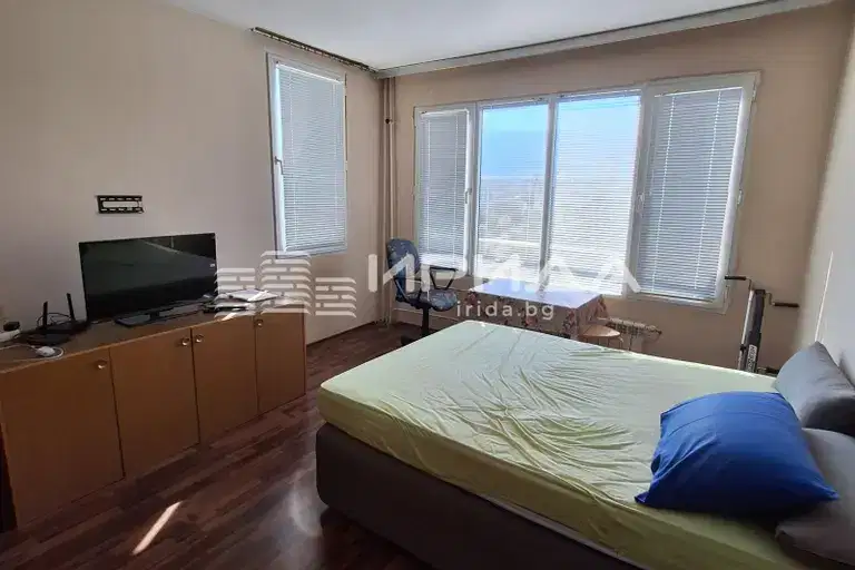 Two-room apartment with balcony in Mladost 3, Sofia