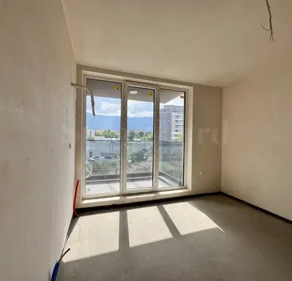Photo 2 — Three-room apartment with two terraces in Mladost 3, Sofia