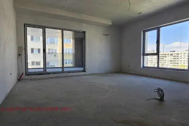Spacious 3-room apartment in Mladost 3 with two terraces