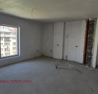 Photo 2 — Spacious 3-room apartment in Mladost 3 with two terraces
