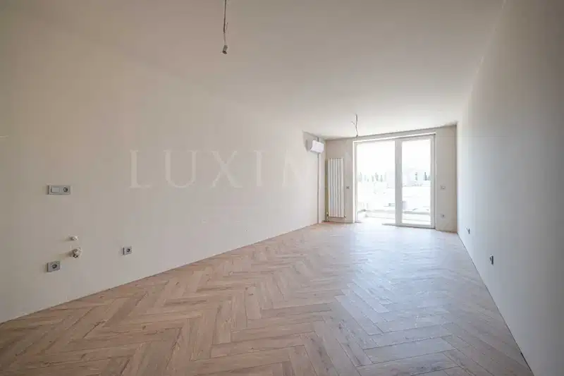 3-bedroom apartment in Sofia, Mladost 3