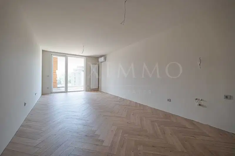 3-bedroom apartment in Sofia, Mladost 3
