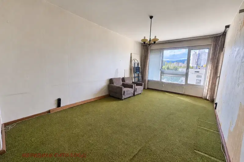3-bedroom apartment in Sofia, Mladost 3
