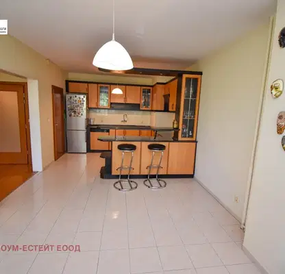 Photo 2 — Spacious 3-room apartment in Mladost 3 with potential for 4-room