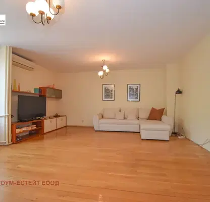 Photo 4 — Spacious 3-room apartment in Mladost 3 with potential for 4-room