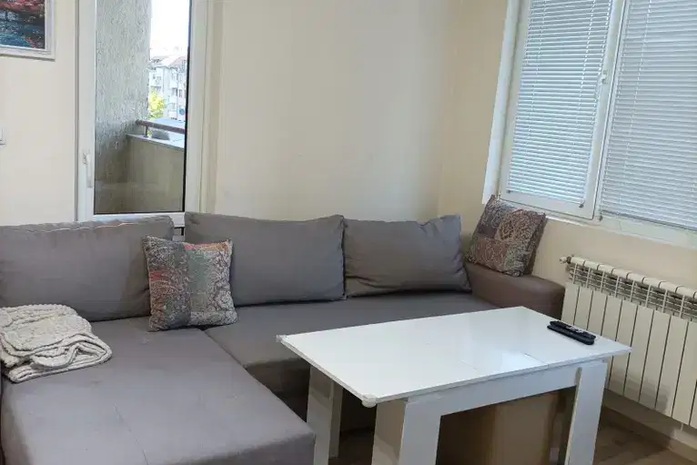 Three-room apartment with loggia in Mladost 3, Sofia