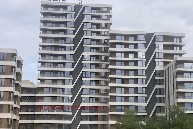 One-room apartment in Mladost 4 with parking space