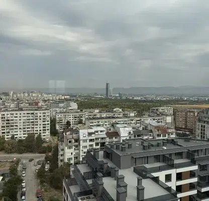 Снимка 5 — Едностаен апартамент с панорамна гледка в Младост 4