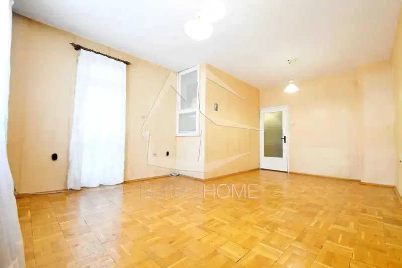 Two-room apartment in Mladost 4 with two balconies