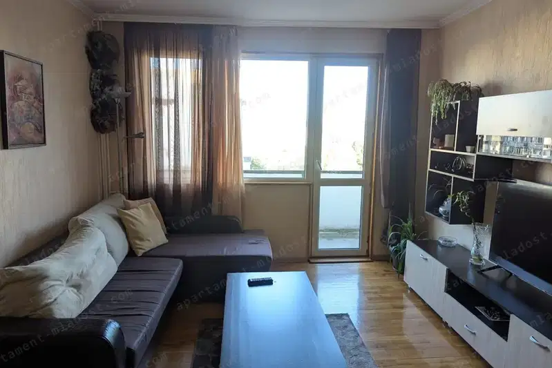 3-bedroom apartment in Sofia, Mladost 4