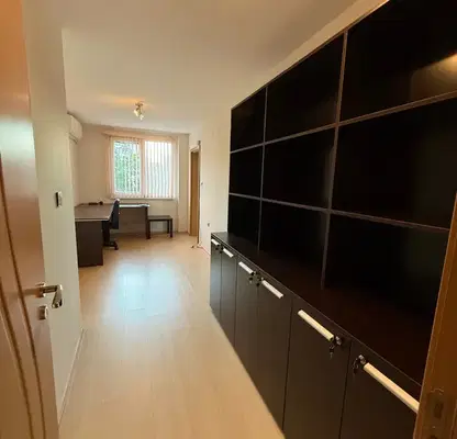Photo 4 — 4-bedroom apartment in Sofia, Mladost 4