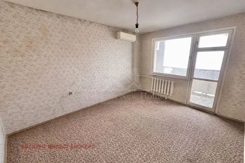 4-bedroom apartment in Sofia, Mladost 4