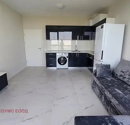 Photo 2 — Two-room apartment with balcony in Mladost 4, Sofia