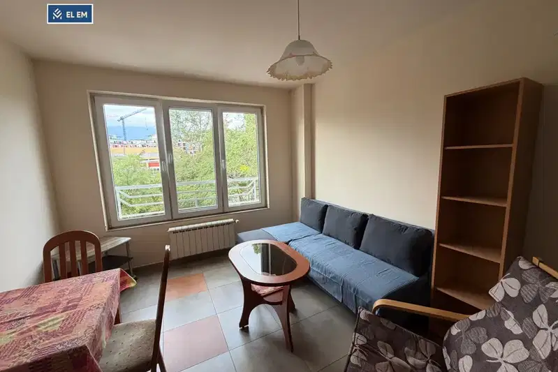 Two-room apartment in Musagenitsa with balcony